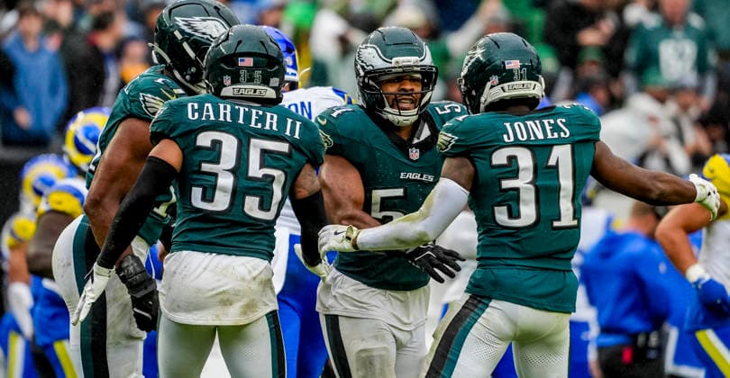 October 4, 2026, Philadelphia, Pa, USA: Oct 4, 2026; Philadelphia, PA, USA; Philadelphia Eagles cornerback Michael Carter II (35), Philadelphia Eagles linebacker Jeremiah Trotter Jr. (54), and Philadelphia Eagles safety Andre Sam (31) celebrate after a fourth down stop during the Rams 24-20 wins against the Eagles at Lincoln Financial Field. Mandatory Credit: -Cal Media Philadelphia USA - ZUMAcs17 20261004_faf_cs17_187 Copyright: xScottxSeriox