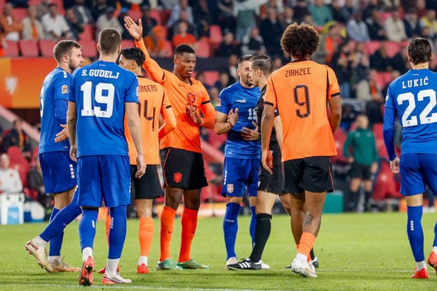 EINDHOVEN, NETHERLANDS - OCTOBER 4: Denzel Dumfries of Netherlands reacts to referee Donatas Rumsas during the UEFA Nations League 2026 27 Group A2 MD4 match between Netherlands and Serbia at Philips Stadion on October 04, 2026 in Eindhoven, Netherlands.  Copyright: xDijksxMedia MBxMediax
