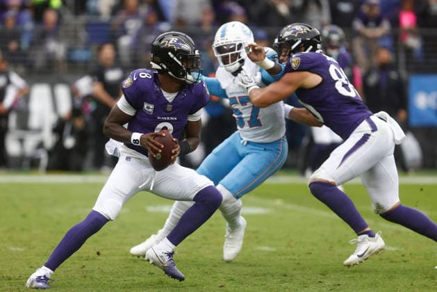 Baltimore Ravens quarterback Lamar Jackson (8) looks to pass during an NFL, American Football Herren, USA game against the Tennessee Titans on Oct 4, 2026; Baltimore, MD, USA; at M&T Bank Stadium. Baltimore won 24-18. Mandatory Credit: -Cal Media NFL 2026: Titans Vs Ravens OCT 04  - ZUMAc04_ 20261004_zma_c04_196 Copyright: xMikexBuscherx