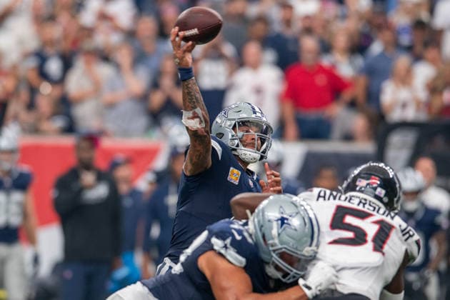 October 4, 2026: Dallas Cowboys quarterback Dak Prescott (4) throws the game-winning touchdown pass during a game between the Dallas Cowboys and the Houston Texans in Houston, TX. .. CSM - ZUMAc04_ 20261004_zma_c04_148 Copyright: xTraskxSmithx