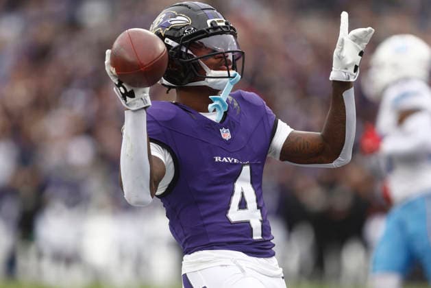 Baltimore Ravens wide receiver Zay Flowers (4) reacts to his 19-yard touchdown reception during the second quarter of an NFL, American Football Herren, USA game against the Tennessee Titans on Oct 4, 2026; Baltimore, MD, USA; at M&T Bank Stadium. Baltimore won 24-18. Mandatory Credit: -Cal Media NFL 2026: Titans Vs Ravens OCT 04  - ZUMAc04_ 20261004_zma_c04_203 Copyright: xMikexBuscherx