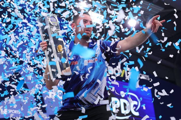2026 BOYLE Sports World Grand Prix England s Luke Humphries celebrates winning the 2026 Boyle Sports World Grand Prix Final after the 2026 Boyle Sports World Grand Prix Final at Mattioli Arena, Leicester, United Kingdom on 4 October 2026 Credit: Ryan Crockett Every Second Media Editorial use only. All images are copyright Every Second Media Limited. No images may be reproduced without prior permission. Copyright: xIMAGO EveryxSecondxMediax ESM-2198-0066 RyanxCrockettx xEveryxSecondxMediax