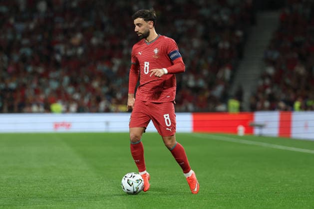 Porto, Portugal, October 4: Bruno Fernandes of Portugal in action with the ball during the UEFA Nations League 2026–27 League Phase Matchday 4 match between Portugal and Norway at Estádio do Dragão in Porto, Portugal Copyright: HMBxMedia JoaquimxFerreira