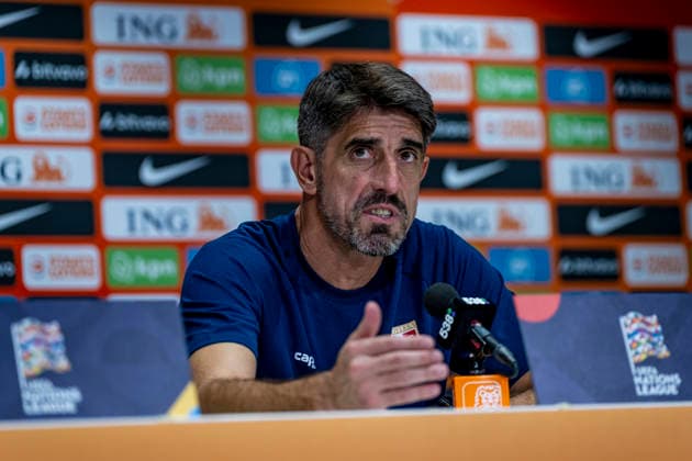 EINDHOVEN: Serbia head coach Veljko Paunovic during the UEFA Nations League match between the Netherlands and Serbia at Philips Stadion on October 4, 2026, in Eindhoven, Netherlands. Photo by DeFodi Images