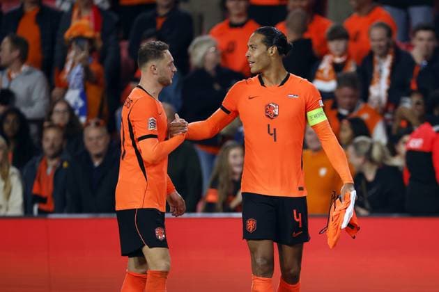 EINDHOVEN - (lr) Teun Koopmeiners of the Netherlands, Virgil van Dijk of the Netherlands after the UEFA Nations League match between the Netherlands and Serbia at the Philips Stadium on October 4, 2026 in Eindhoven, the Netherlands. MAURICE VAN STEEN ANP UEFA Nations League 2026 27 xVIxANPxSportx xMauricexvanxSteenxIVx 571538593 originalFilename: 571538593