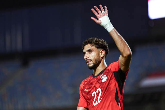 Cairo Egypt South Africa Match Egyptian forward Omar Marmoush gestures with his hand raised during a match against South Africa at Cairo International Stadium in Cairo, Egypt on October 4, 2026. The International Friendly, Länderspiel, Nationalmannschaft match serves as preparation for both national teams ahead of upcoming regional and continental football competitions. Cairo Cairo Egypt Copyright: xMostafaxElxShahatx
