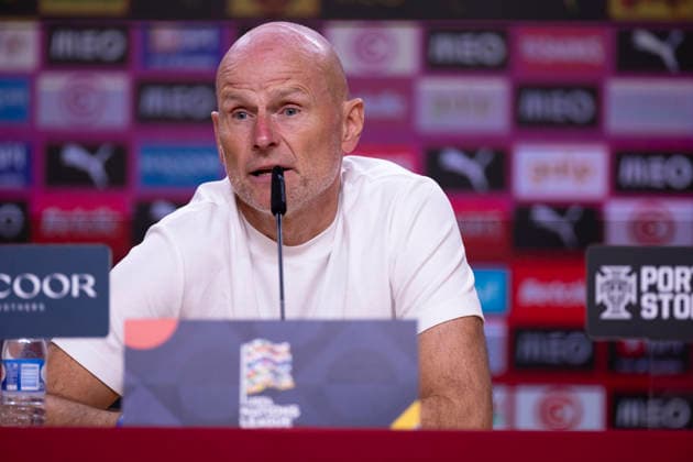October 4, 2026, Porto, Porto, Portugal: PORTO, 04 OCTOBER - Stale Solbakken head coach of Norway is seen on the press conference, PK, Pressekonferenz after the game during the Portugal x Norway match for the UEFA Nations League 2026 at Estadio do Dragao on October 04, 2026 Porto Portugal - ZUMAl192 20261004_zsp_l192_050 Copyright: xMiguelxLemosx