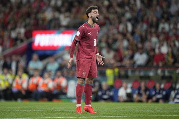 PORTO, PORTUGAL - OCTOBER 4: Bruno Fernandes of Portugal gesture during the UEFA Nations League 2026 27 group phase match between Portugal and Norway at Estadio do Dragao on October 4, 2026 in Porto, Portugal (Photo by Pedro Loureiro Sports Press Photo SPP) Copyright: xSportsxPressxPhotox Sportspressphoto_SPR246227