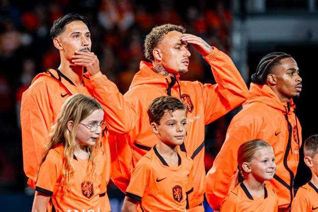EINDHOVEN - Tijjani Reijnders of the Netherlands and Noa Lang of the Netherlands ahead of the UEFA Nations League match between the Netherlands and Serbia at the Philips Stadium on October 4, 2026 in Eindhoven, the Netherlands. KEVIN SENDERS ANP UEFA Nations League 2026 27 xVIxANPxSportx xMarcelxterxBalsxIVx 571541770 originalFilename: 571541770