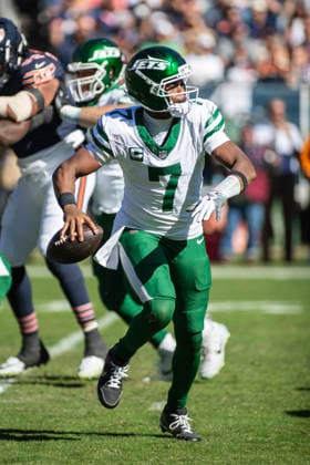 October 4, 2026: New York Jets quarterback Geno Smith (7) in action during the NFL, American Football Herren, USA game against the Chicago Bears in Chicago, IL. CSM NFL 2026: Jets Vs Bears OCT 04 - ZUMAc04_ 20261004_zma_c04_253 Copyright: xMikexWulfx