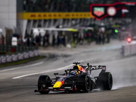 KUALA LUMPUR, MALAYSIA - OCTOBER 04: Max Verstappen of the Netherlands driving the (3) Oracle Red Bull Racing RB22 during the race of the FIA Formula 1 Grand Prix of Bahrain in Malaysia at the Sepang Circuit on October 04, 2026 in Kuala Lumpur, Malaysia. (Photo by Qian Jun SPP-Paddocker) Copyright: xQianxJun SPP-Paddockerx Sportspressphoto_SPR246428