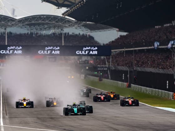 KUALA LUMPUR, MALAYSIA - OCTOBER 04: Andrea Kimi Antonelli of Italy driving the (12) Mercedes AMG PETRONAS F1 Team F1 W17 during the race of the FIA Formula 1 Grand Prix of Bahrain in Malaysia at the Sepang Circuit on October 04, 2026 in Kuala Lumpur, Malaysia. (Photo by Qian Jun SPP-Paddocker) Copyright: xQianxJun SPP-Paddockerx Sportspressphoto_SPR246497