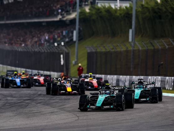 KUALA LUMPUR, MALAYSIA - OCTOBER 04: Andrea Kimi Antonelli of Italy driving the (12) Mercedes AMG PETRONAS F1 Team F1 W17 during the race of the FIA Formula 1 Grand Prix of Bahrain in Malaysia at the Sepang Circuit on October 04, 2026 in Kuala Lumpur, Malaysia. (Photo by Qian Jun SPP-Paddocker) Copyright: xQianxJun SPP-Paddockerx Sportspressphoto_SPR246499
