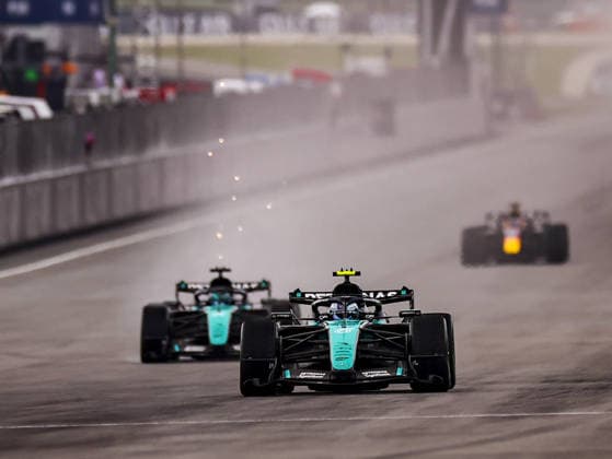 KUALA LUMPUR, MALAYSIA - OCTOBER 04: Andrea Kimi Antonelli of Italy driving the (12) Mercedes AMG PETRONAS F1 Team F1 W17 during the race of the FIA Formula 1 Grand Prix of Bahrain in Malaysia at the Sepang Circuit on October 04, 2026 in Kuala Lumpur, Malaysia. (Photo by Qian Jun SPP-Paddocker) Copyright: xQianxJun SPP-Paddockerx Sportspressphoto_SPR246508