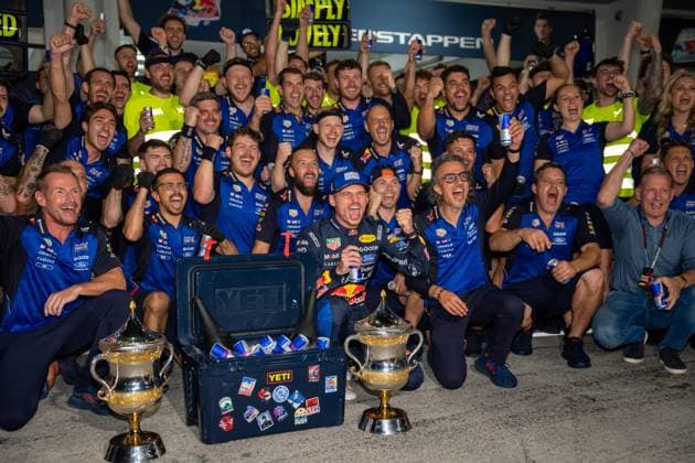F1 2026: (Celebrations) Bahrain Grand Prix in Malaysia, Kuala Lumpur 04 Oct 2026 Max Verstappen (NLD) (Oracle Red Bull Racing) and all the team celebrate the win after the race of the Formula 1 Bahrain Grand Prix In Malaysia 2026 at the Sepang International Circuit. Kuala Lumpur Malaysia Copyright: xLucaxMartinix xSOPAxImagesx Luca-Martini-1456239