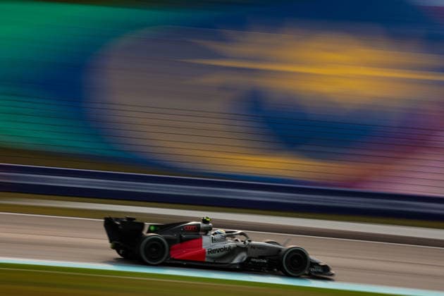 F1 - BAHRAIN GRAND PRIX IN MALAYSIA 2026 05 BORTOLETO Gabriel (bra), Audi F1 Team R26, action during the 2026 Formula 1 Bahrain Grand Prix in Malaysia, 16th round of the 2026 Formula One World Championship, WM, Weltmeisterschaft from October 2 to 4, 2026 on the Sepang International Circuit, in Sepang, Malaysia - SepangMalaysia Copyright: xEricxAlonsox