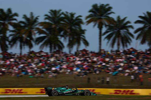 F1 - BAHRAIN GRAND PRIX IN MALAYSIA 2026 18 STROLL Lance (can), Aston Martin F1 Team AMR26, action during the 2026 Formula 1 Bahrain Grand Prix in Malaysia, 16th round of the 2026 Formula One World Championship, WM, Weltmeisterschaft from October 2 to 4, 2026 on the Sepang International Circuit, in Sepang, Malaysia - SepangMalaysia Copyright: xEricxAlonsox