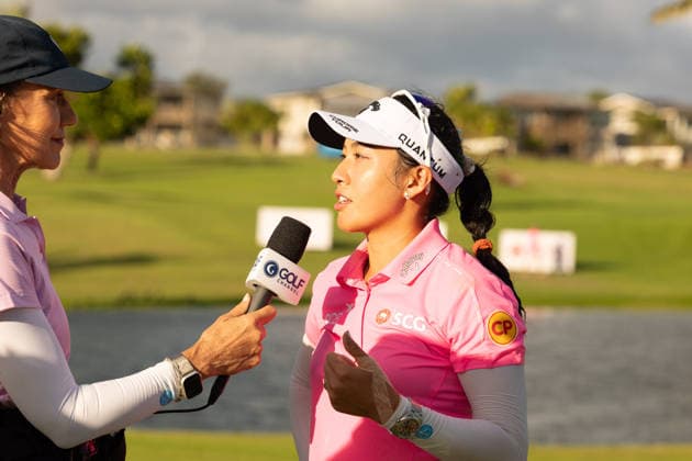 October 4, 2026, Honolulu, Hawaii, USA: JEENO THITIKUL answers questions from the Golf Channel after winning the 2026 Lotte Championship at Hoakalei Country Club, Ewa Beach, Hawaii, USA. Honolulu USA - ZUMAm310 20261004_zsp_m310_036 Copyright: xElliotxMilesx