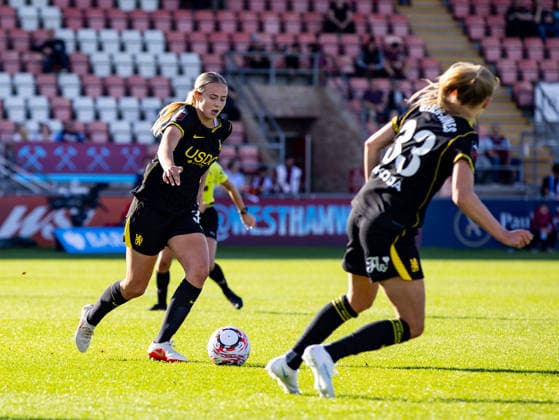 October 4, 2026, London, England, United Kingdom: LONDON, ENGLAND - OCTOBER 4: Lexi Potter of Chelsea during the Barclays WomenoÃ¢Ã¢ s Super League match between West Ham United Women and Chelsea Women at Chigwell Construction Stadium on October 4, 2026 in London, England London United Kingdom  - ZUMAf190 20261004_zip_f190_029 Copyright: xNinaxFarooqix Barclays WomenÃ¢â‚¬â ¢S Super League Match Between West Ham United Women And Chelsea Women  - ZUMA0868 0868554866st Copyright: xIMAGO NinaxFarooqix