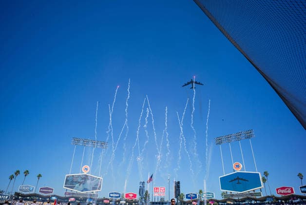 October 3, 2026, Los Angeles, California, USA: A B-52 Stratofortress conducts a flyover during the pregame ceremony honoring Lt. Col. Gabriel Estrella, who was killed in a recent B-52 crash, before NLDS Game 1 between the Los Angeles Dodgers and Atlanta Braves on Saturday, October 3, 2026, at Dodger Stadium in Los Angeles, California. . Los Angeles USA - ZUMAa60_ 20261003_zaf_a60_046 Copyright: xArmandoxArorizox USA News - October 3, 2026 - ZUMA0868 0868553123st Copyright: xIMAGO ArmandoxArorizox