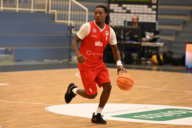 Antonio Williams, Matchday 3, BARMER 2 Basketball Bundesliga Pro A: ETB Miners vs. RheinStars Cologne, October 4, 2026; Antonio Williams, RheinStars Cologne, Matchday 3 of the BARMER 2 Basketball Bundesliga Pro A, ETB Miners vs. RheinStars Cologne, final score 86–91 at the Sporthalle am Hallo on October 4, 2026, in front of 946 spectators