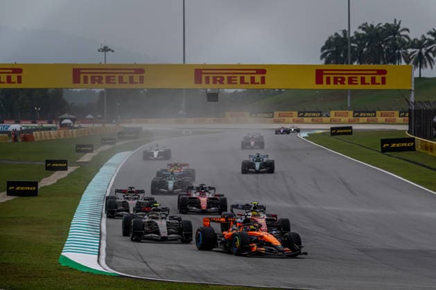 Bahrain Grand Prix - Race day - Sepang International Circuit SEPANG INTERNATIONAL CIRCUIT, MALAYSIA - OCTOBER 04: Oscar Piastri, McLaren F1 MCL40 from Australia during the Bahrain Grand Prix at Sepang International Circuit on Sunday October 04, 2026 in Sepang, Malaysia (Photo by Michael Potts BSR Agency) Content not available for redistribution in The Netherlands directly or indirectly through any third parties. Copyright: xBSRxAgencyx