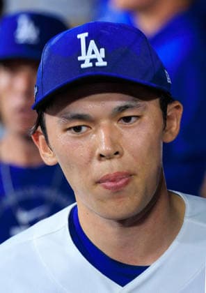 October 4, 2026, Los Angeles, California, USA: Relief pitcher, Roki Sasaki 11 of the Los Angeles Dodgers during NLDS Game 2 against the Atlanta Braves on Sunday October 4, 2026 at Dodger Stadium in Los Angeles, California. JAVIER ROJAS PI Dodgers Vs. Braves NLDS - Game 2  - ZUMAp124 20261004_zaa_p124_025 Copyright: xJavierxRojasx