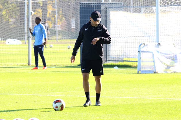 October 5, 2026, DEU, GER, Soccer, 2. Bundesliga, 2026–2027 season, Sportforum, Hertha BSC, Head Coach Stefan Leitl leading training at Hertha BSC Berlin, 2nd Division. DFB and DFL regulations prohibit any use of photographs as image sequences and or quasi-video. nordphoto GmbH, Engler, Berlin, Sportforum, Berlin, Germany Copyright: xNordphotox xEnglerx