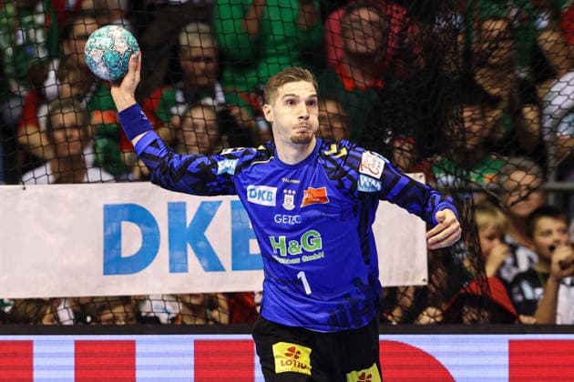 Goalkeeper Dominik Kuzmanovic, SC Magdeburg, 1st Handball Bundesliga, 2026–2027 season, SC Magdeburg vs. HC Erlangen at the GETEC Arena in Magdeburg; single frame, action, handball, Germany, October 4, 2026