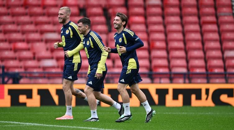 Billy Glamour of Scotland training at Hampden Park ahead of the game tomorrow night. Scotland Team Training, International Football, Barclays Hampden, Glasgow, Scotland, UK - 05 Oct 2026Glasgow Lesser Hampden Scotland United Kingdom  Copyright: xMarkxRunnacles Shutterstockx 17186657t