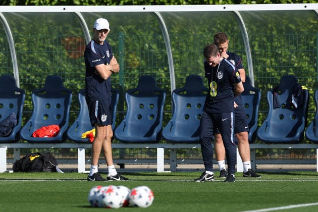 England MD-1 Training, Nations League Thomas Tuchel, Manager of England looks on during the England MD-1 training session ahead of the 2026 27 UEFA Nations League Group A3 match vs Czech Republic, Tottenham Hotspur Training Ground, Enfield, England on 5 October 2026 Credit: Tiego Grenho Every Second Media Editorial use only. All images are copyright Every Second Media Limited. No images may be reproduced without prior permission. Copyright: xIMAGO EveryxSecondxMediax ESM-2200-0021 TiegoxGrenhox xEveryxSecondxMediax