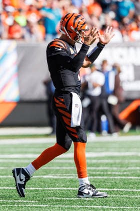 Oct 4, 2026; Cincinnati, OH, USA; Cincinnati Bengals quarterback Joe Burrow (9) reacts to an interception during NFL, American Football Herren, USA game action against the Jacksonville Jaguars at Paycor Stadium. Mandatory Credit: -Cal Media - ZUMAc04_ 20261004_zma_c04_588 Copyright: xJohnxMersitsx