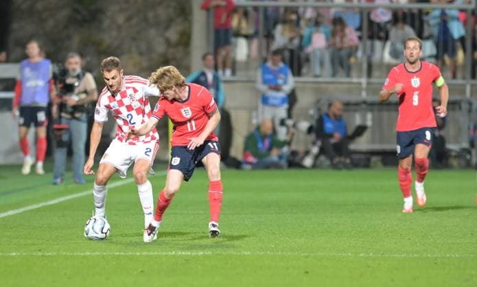 UEFA Nations League League A, Group C, Round 3, 2026–27, soccer match between Croatia and England, Dean Sculac Rujevica Stadium, Rijeka, Croatia, October 3, 2026: Anthony Gordon (England, No. 11) competes for the ball with Josip Stanisic (Croatia, No. 2) during the UEFA Nations League League A, Group C, Round 3, 2026–27, soccer match between Croatia and England at Dean Sculac Rujevica Stadium in Rijeka, Croatia, October 3, 2026 Copyright: xBEAUTIFULxSPORTS Stanusicx