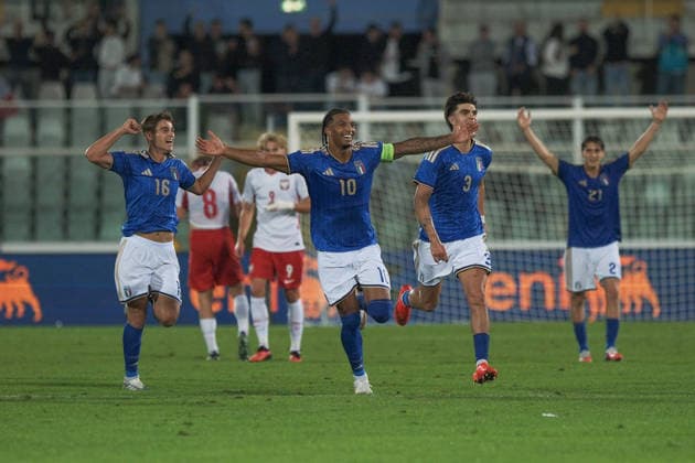 IPA89341056 - Ndur ( 10 Italy) during the 2027 European Under-21 Championship Qualifying Round—Italy vs. Poland, UEFA European Football Championship in Pescara, Italy, October 5, 2026 Copyright: xRoccoxPedone IPAxSportx xx IPA89341056