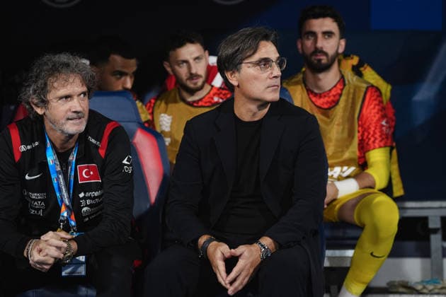 TurkeyÕs head coach Vincenzo Montella looks on during the UEFA Nations League 2026 27 match between Italy and Turkiye (Group A1 - Matchday 4) at Stadio Renato Dall Ara in Bologna, Italy - October 5, 2026. - Soccer  Copyright: xMassimoxPaolone LaPressex