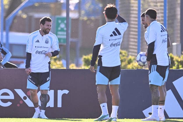 BUENOS AIRES, ARGENTINA - OCTOBER 5: Lionel Messi of Argentina national team, Nationalteam during a training session at the Training Camp on October 5, 2026 in Buenos Aires, Argentina. Argentina will face Benin tomorrow in an International Friendly, Länderspiel, Nationalmannschaft match at the Estadio Monumental, marking Messi s final farewell appearance for the national team. Photo by SFSI Lionel Messi last training for Argentina national team Copyright: xx