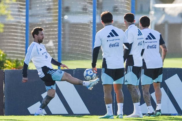 Lionel Messi completes final training session with Argentina national team, Nationalteam EZEIZA, ARGENTINA - OCTOBER 5: The forward and captain of the Argentine national football team, Lionel Messi, attends the final training session of his career with the national squad at the AFA Lionel Andres Messi Training Complex, in Ezeiza, Argentina on October 5, 2026. Luciano Gonzalez Anadolu Ezeiza Argentina. Editorial use only. Please get in touch for any other usage.  Copyright: x2026xAnadoluxLucianoxGonzalezx