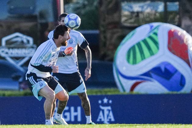 Lionel Messi completes final training session with Argentina national team, Nationalteam EZEIZA, ARGENTINA - OCTOBER 5: The forward and captain of the Argentine national football team, Lionel Messi, attends the final training session of his career with the national squad at the AFA Lionel Andres Messi Training Complex, in Ezeiza, Argentina on October 5, 2026. Luciano Gonzalez Anadolu Ezeiza Argentina. Editorial use only. Please get in touch for any other usage.  Copyright: x2026xAnadoluxLucianoxGonzalezx