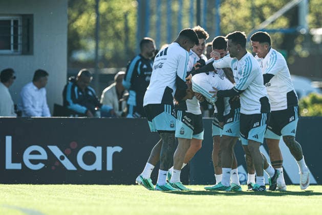 Argentina s players take part in a training session at the AFA (Argentine Football Association) training center in Ezeiza, Buenos Aires Province, on October 5, 2026, ahead of the upcoming friendly soccer matches against the Benin national team. Lionel Messi took part in the final training session of his professional career with the Argentine national team before his farewell match. Photo by Alejandro Pagni PHOTOxPHOTO Copyright: xAlejandroxPAGNIx