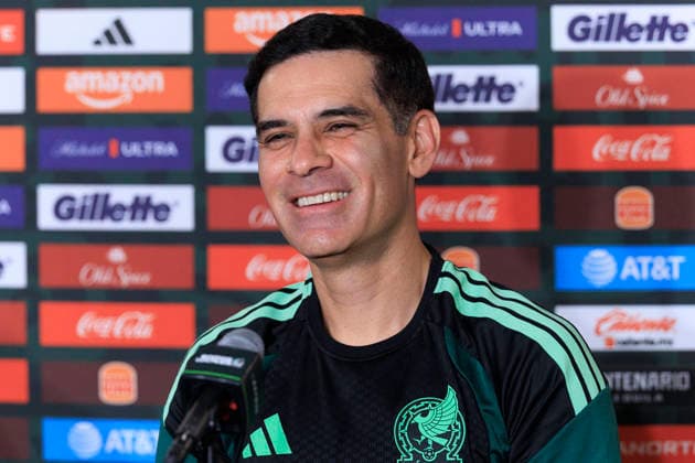 October 5, 2026, Los Angeles, California, USA: Head coach, Rafael Marquez of Mexico during a press conference, PK, Pressekonferenz on Monday, October 5, 2026 at BMO Stadium in Los Angeles, California in preparation for an International Friendly, Länderspiel, Nationalmannschaft match against Chile on Tuesday October 6, 2026 at the Los Angeles Memorial Coliseum. ARIANA RUIZ PI Los Angeles USA - ZUMAp124 20261005_zaa_p124_002 Copyright: xArianaxRuizx