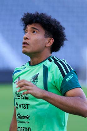 October 5, 2026, Los Angeles, California, USA: Isaias Violante 26 of Mexico during practice on Monday, October 5, 2026 at BMO Stadium in Los Angeles, California in preparation for an International Friendly, Länderspiel, Nationalmannschaft match against Chile on Tuesday October 6, 2026 at the Los Angeles Memorial Coliseum. ARIANA RUIZ PI Mexico press conference, PK, Pressekonferenz  - ZUMAp124 20261005_zaa_p124_031 Copyright: xArianaxRuizx