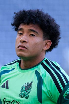 October 5, 2026, Los Angeles, California, USA: Isaias Violante 26 of Mexico during practice on Monday, October 5, 2026 at BMO Stadium in Los Angeles, California in preparation for an International Friendly, Länderspiel, Nationalmannschaft match against Chile on Tuesday October 6, 2026 at the Los Angeles Memorial Coliseum. ARIANA RUIZ PI Los Angeles USA - ZUMAp124 20261005_zaa_p124_030 Copyright: xArianaxRuizx