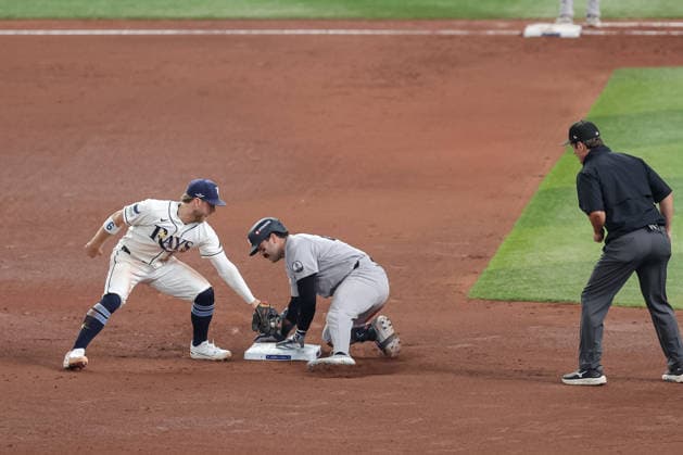 October 5, 2026, St. Petersburg, Florida, USA: New York Yankees catcher AUSTIN WELLS (28) slides into second base after hitting a double in game 2 of the American League Division Series against the Tampa Bay Rays. The Tampa Bay Rays hosted the New York Yankees the at Tropicana Field in St. Petersburg, FL. MLB, Baseball Herren, USA 2026: Tampa Bay Rays 5:2 New York Yankees  - ZUMAm299 20261005_znp_m299_020 Copyright: xTaylorxMcFeex