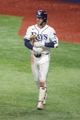 October 5, 2026, St. Petersburg, Florida, USA: Tampa Bay Rays right fielder JONNY DELUCA (21) walks to the plate during game 2 of the American League Division Series against the New York Yankees. The Tampa Bay Rays hosted the New York Yankees the at Tropicana Field in St. Petersburg, FL. MLB, Baseball Herren, USA 2026: Tampa Bay Rays 5:2 New York Yankees  - ZUMAm299 20261005_znp_m299_031 Copyright: xTaylorxMcFeex