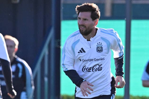 BUENOS AIRES, ARGENTINA - OCTOBER 5: Lionel Messi of Argentina last training for national team, Nationalteam at the Lionel Andres Messi Training Camp on October 5, 2026 in Buenos Aires, Argentina. Argentina will face Benin tomorrow in an International Friendly, Länderspiel, Nationalmannschaft match at the Estadio Monumental, marking Messi s final farewell appearance for the national team. Photo by SFSI Lionel Messi of Argentina national team last training Copyright: xx