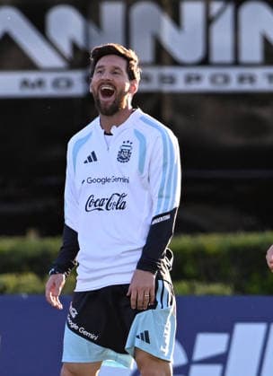 BUENOS AIRES, ARGENTINA - OCTOBER 5: Lionel Messi of Argentina national team, Nationalteam at Training Camp on October 5, 2026 in Buenos Aires, Argentina. Argentina will face Benin tomorrow in an International Friendly, Länderspiel, Nationalmannschaft match at the Estadio Monumental, marking Messi s final farewell appearance for the national team. Photo by SFSI Lionel Messi of Argentina national team last training Copyright: xx