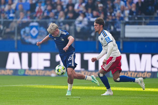Gunnar Orri Olsen, FC Copenhagen, 45; Otto Stange, Hamburger SV, 19; GER, Hamburger SV vs. FC Copenhagen, soccer, friendly match, 2026–2027 season, October 4, 2026 GER, Hamburger SV vs. FC Copenhagen, soccer, friendly match, 2026–2027 season, October 4, 2026 Hamburg Copyright: xEibner-Pressefoto MarcelxvonxFehrnx EP_MFN
