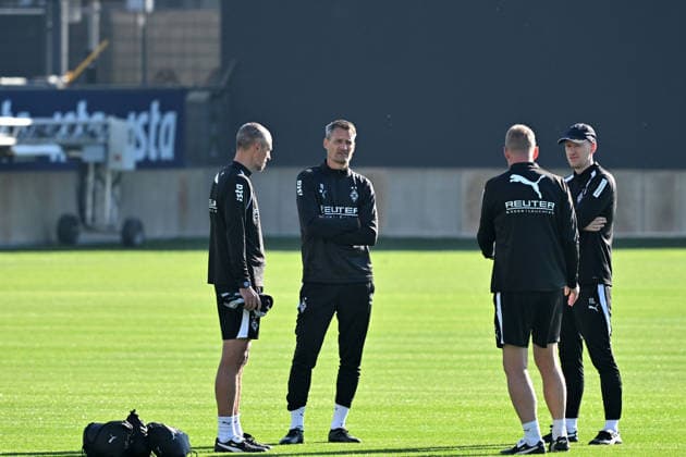 October 6, 2026, Mönchengladbach Soccer, Men s Team, 2026–2027 Season, Borussia Mönchengladbach Training: A Conversation with (from left) Jan Moritz Lichte, Assistant Coach of Gladbach; Alexander Blessin, Head Coach of Gladbach; Markus Gellhaus, Assistant Coach of Gladbach; and Niklas Lanwehr, Assistant Coach; Match Analysis; Gladbach. DFL regulations prohibit any use of photographs as image sequences and or quasi-video footage at Borussia Park, North Rhine-Westphalia, Germany
