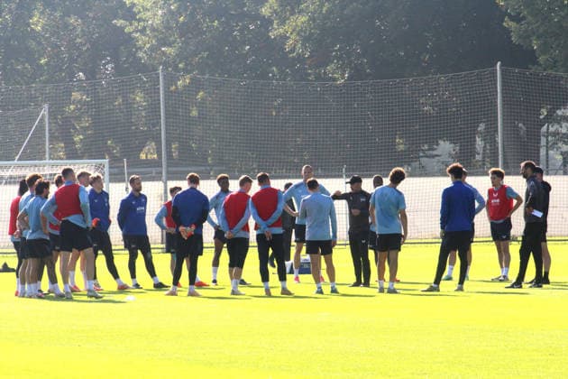 October 6, 2026, Germany, Soccer, 2. Bundesliga, 2026–2027 Season, Sportforum, Hertha BSC, Head Coach Stefan Leitl leading Hertha BSC Berlin in training, Hertha players, 2nd Division, DFB and DFL regulations prohibit any use of photographs as image sequences and or quasi-video. nordphoto GmbH, Engler, Berlin, Sportforum, Berlin, Germany Copyright: xNordphotox xEnglerx