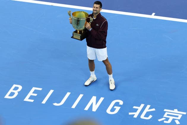 (261006) -- BEIJING, Oct. 6, 2026 -- Winner Novak Djokovic of Serbia holds the champion trophy during the awarding ceremony for the men s singles final at 2026 China Open tennis tournament in Beijing, China, Oct. 6, 2026. ) (SP)CHINA-BEIJING-TENNIS-CHINA OPEN-MEN S SINGLES-AWARDING CEREMONY(CN) ZhangxChenlin 